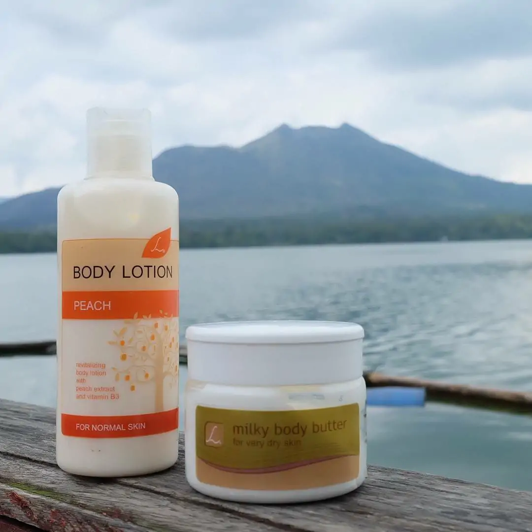 Larissa Peach Body Produk, Melembutkan dan Melembabkan Kulit Tubuh