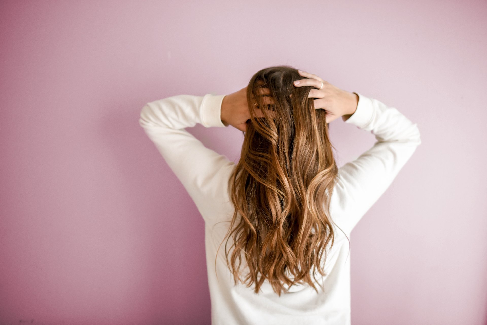 Serba-Serbi Tentang Hair Serum Beserta Rekomendasi Hair Serum Alami