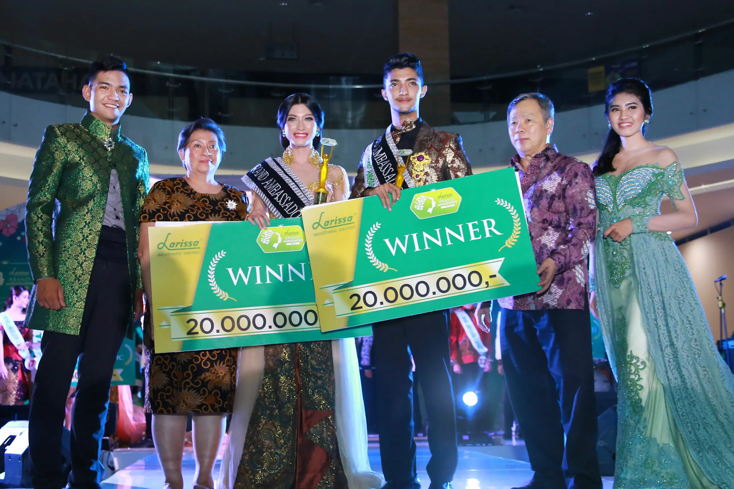 Ayyub Thalieb dan Diska Rantya Kinanti Terpilih Menjadi Brand Ambassador Larissa 2016